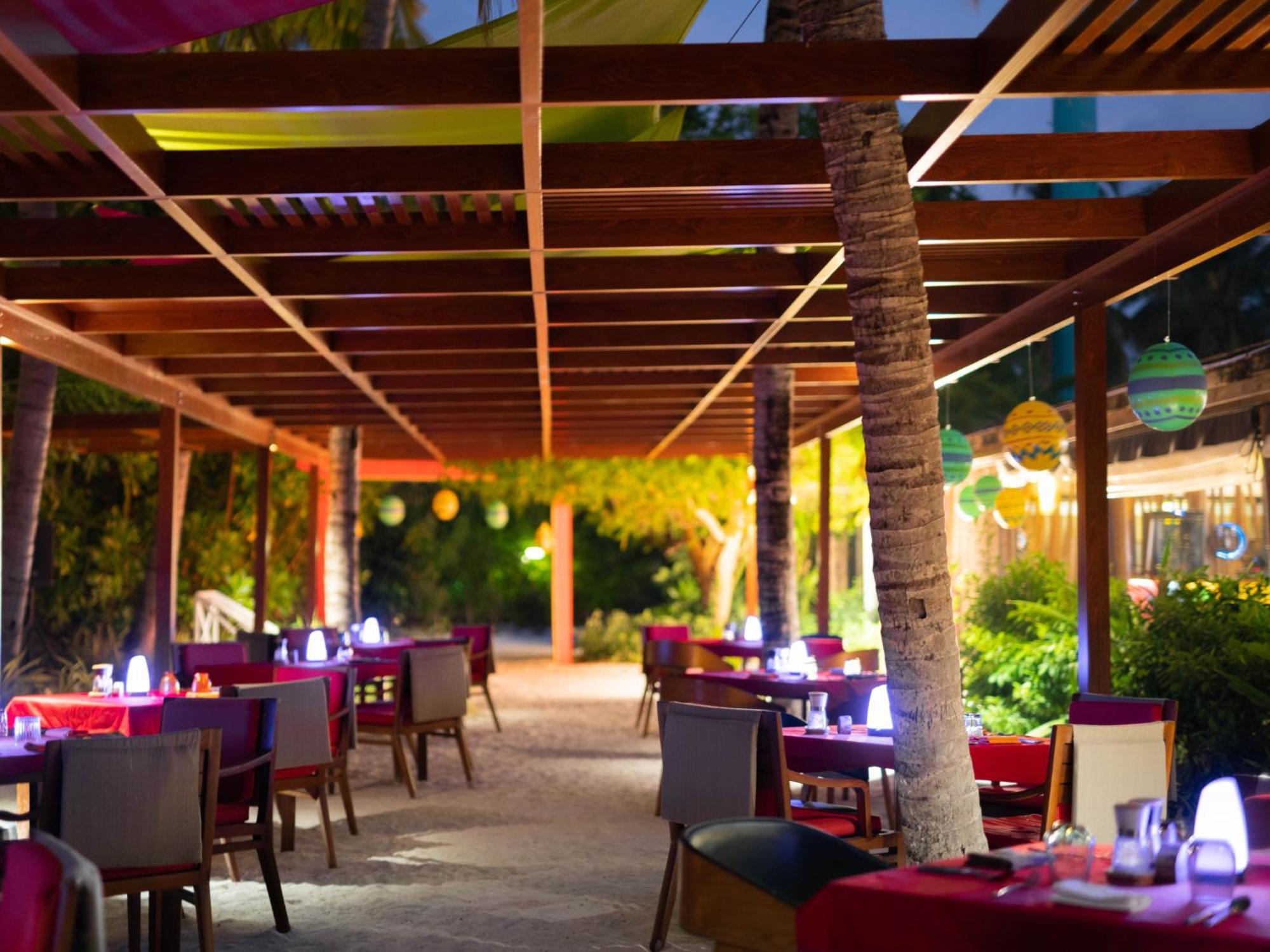 Oaga Art Resort Maldives Eriyadu Esterno foto
